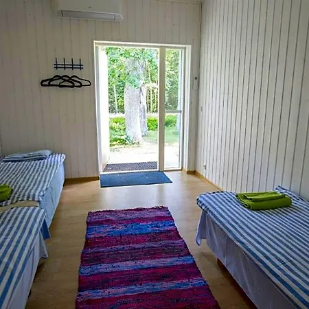 Puhkekeskus Rand- Simple Lodge Valkla